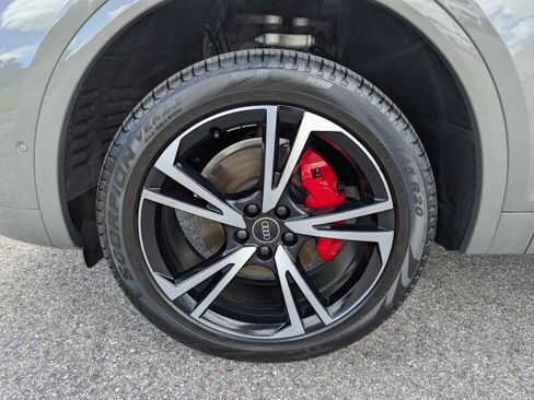 Certified 2025 Audi Q5 Prestige w/ Prestige Package image 36