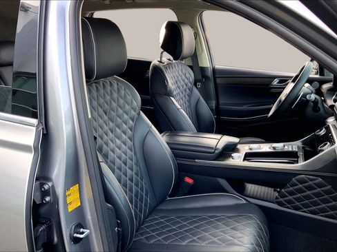 Used 2023 Genesis GV80 3.5T w/ Prestige Package image 20