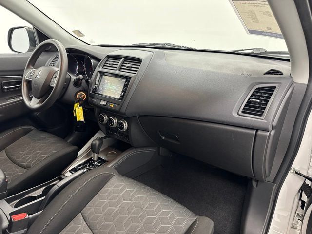Used 2020 Mitsubishi Outlander Sport ES FWD image 23