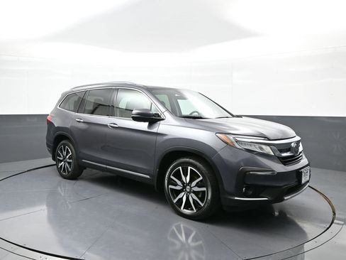 Certified 2022 Honda Pilot Touring image 4