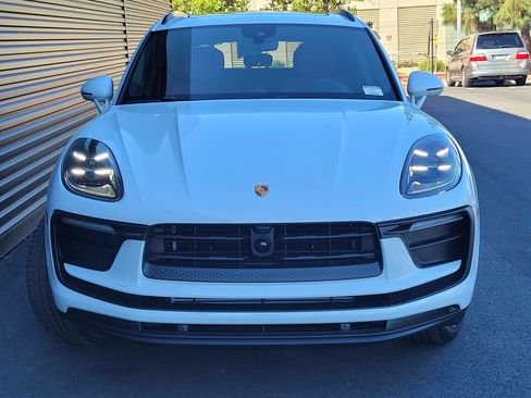 New 2026 Porsche Macan AWD/4WD image 10