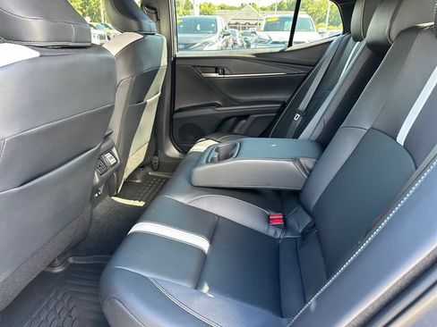 Used 2026 Toyota Camry SE w/ Convenience Package FWD image 12