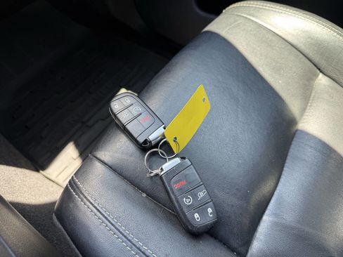 Used 2015 Jeep Grand Cherokee Limited AWD/4WD image 34