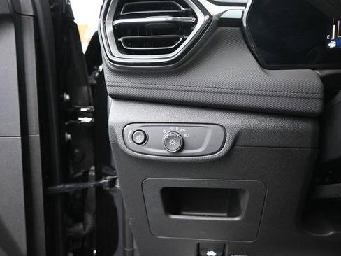 Used 2025 Chevrolet TrailBlazer LT image 29