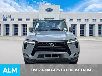 Used 2025 Lexus GX 550 w/ Accessory Package (2T) video 2