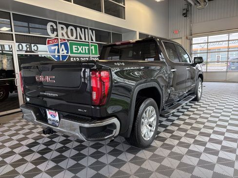 Used 2021 GMC Sierra 1500 SLT w/ SLT Convenience Package AWD/4WD image 6