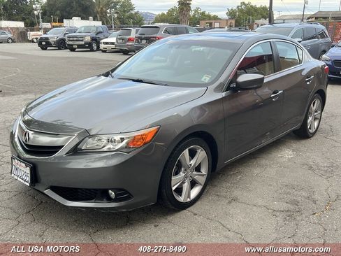Used 2013 Acura ILX w/ Technology Package FWD image 5