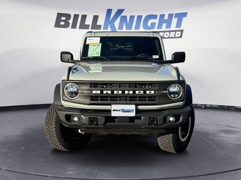 Used 2024 Ford Bronco Black Diamond w/ Sasquatch Package image 8