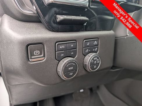 Used 2023 Chevrolet Silverado 1500 High Country w/ High Country Premium Package AWD/4WD image 17
