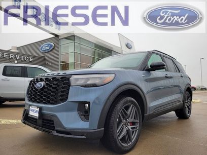 New 2025 Ford Explorer ST-Line w/ Premium Package