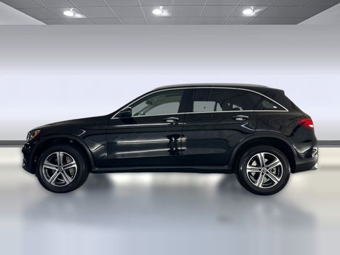 Used 2019 Mercedes-Benz GLC 300 4MATIC image 2