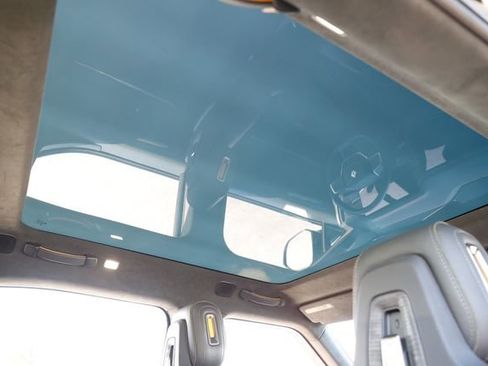 Used 2022 Rivian R1T Launch Edition image 24