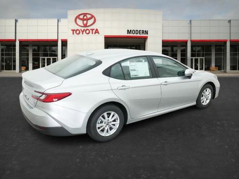 New 2026 Toyota Camry LE image 22