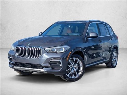 Used 2022 BMW X5 sDrive40i w/ Executive Package image 1