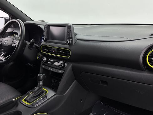 Used 2019 Hyundai Kona Limited FWD image 39