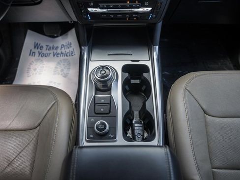 Used 2020 Ford Explorer Limited image 33