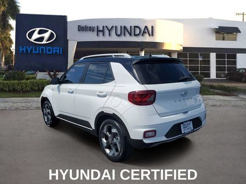 Certified 2023 Hyundai Venue Limited FWD image 4