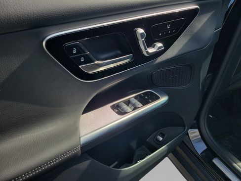 Certified 2026 Mercedes-Benz GLC 300 image 18