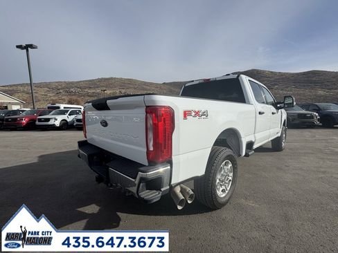 Used 2023 Ford F250 XLT w/ FX4 Off-Road Package image 4