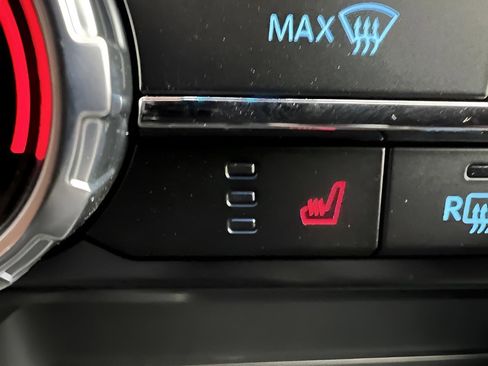 Used 2025 Ford F150 XLT w/ Equipment Group 302A MID image 19