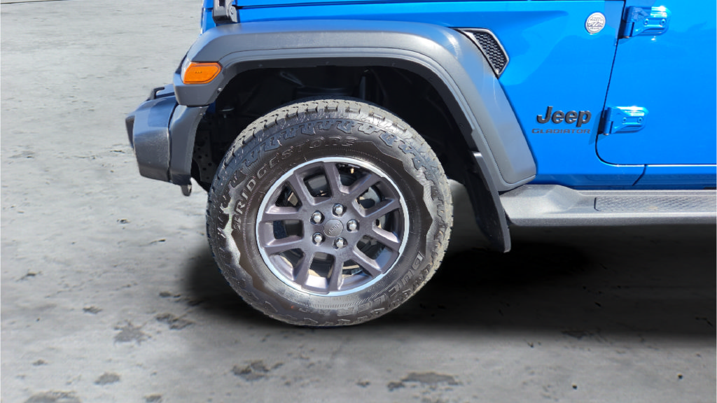 Used 2020 Jeep Gladiator Sport w/ Quick Order Package 24S AWD/4WD image 39