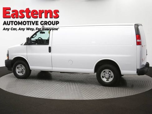 Used 2021 Chevrolet Express 2500 RWD image 56