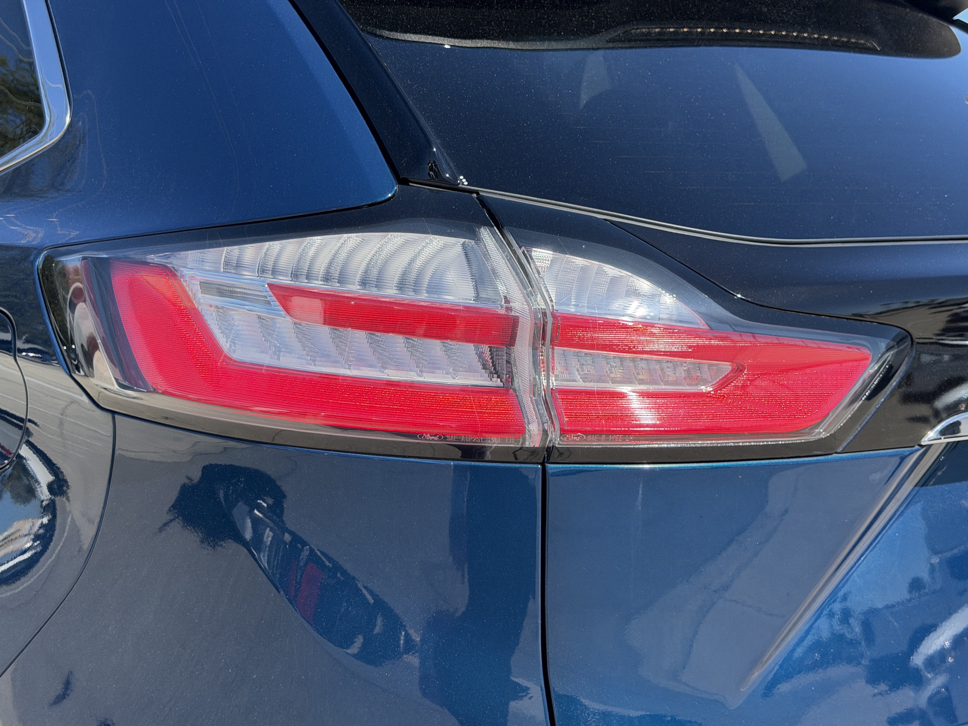 Used 2020 Ford Edge SEL w/ Convenience Package FWD image 9