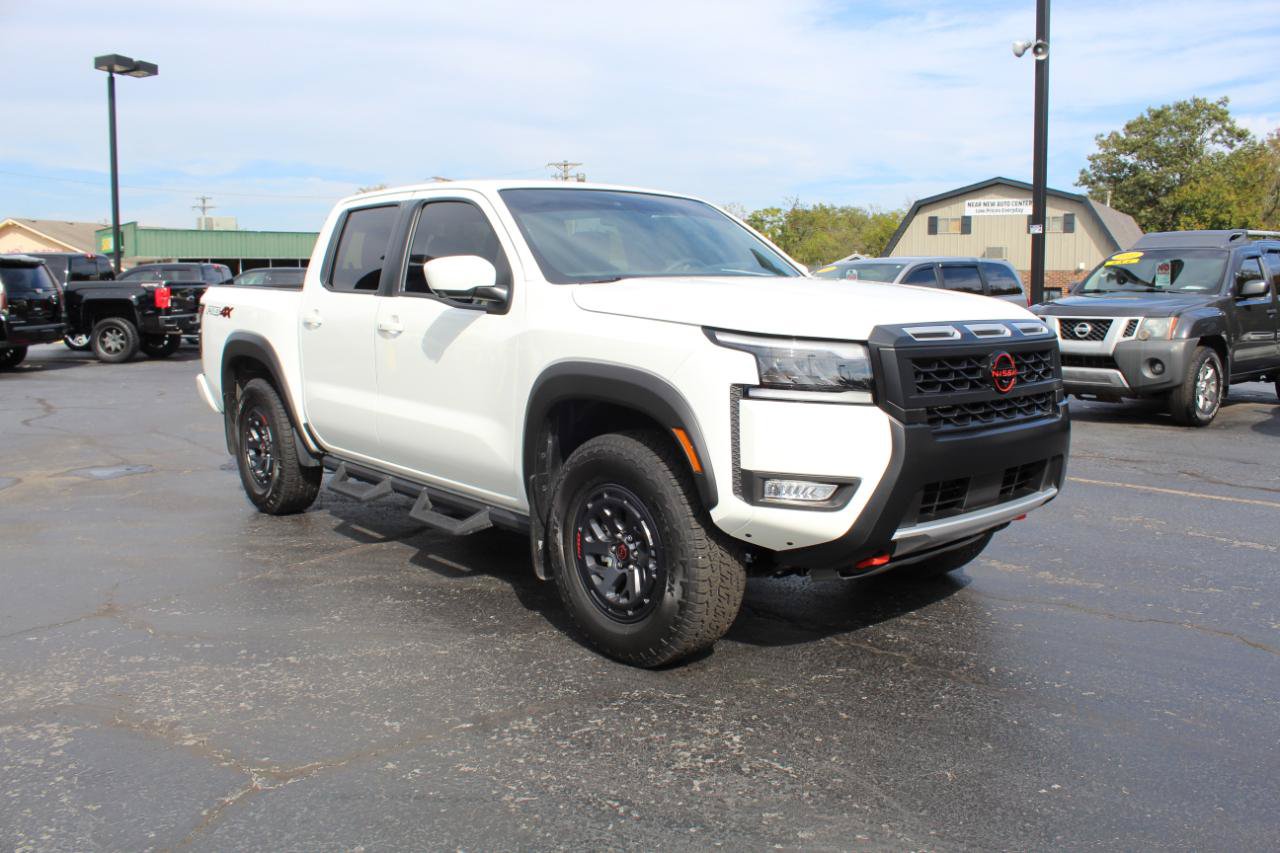 Used 2026 Nissan Frontier PRO-4X w/ Pro-4x Convenience Package AWD/4WD image 3
