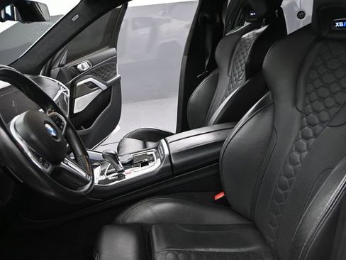 Used 2021 BMW X6 M w/ Executive Package image 15