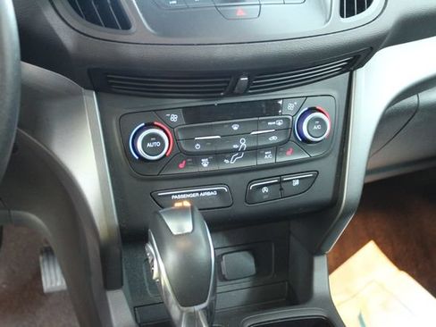 Used 2018 Ford Escape SEL w/ Ford Safe & Smart Package FWD image 15
