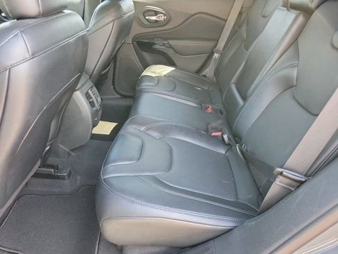Used 2023 Jeep Cherokee Altitude Lux AWD/4WD image 14