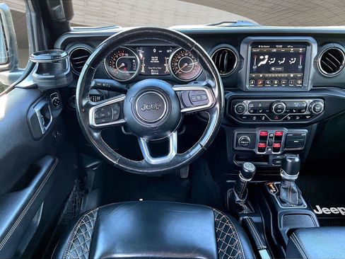 Used 2021 Jeep Wrangler Unlimited Sahara AWD/4WD image 23