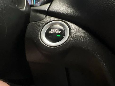 Used 2020 Chevrolet Equinox LT w/ Sport Edition FWD image 25