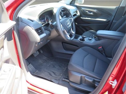 Used 2023 GMC Terrain SLE w/ Elevation Edition AWD/4WD image 9