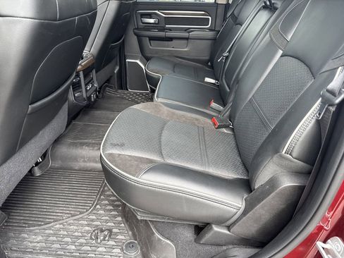 Used 2024 RAM 3500 Laramie image 24