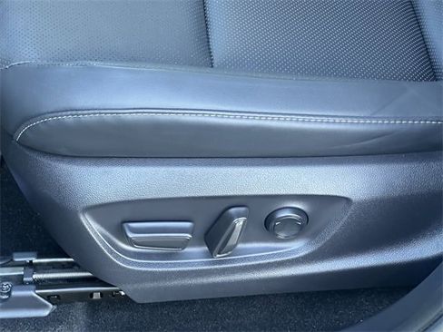 Used 2025 Toyota Crown Platinum image 23