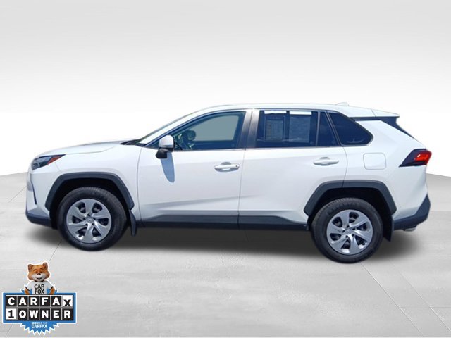 Used 2023 Toyota RAV4 LE AWD/4WD image 3