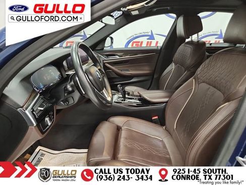 Used 2021 BMW 530e w/ Executive Package image 29