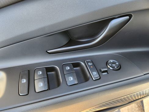 Certified 2026 Hyundai Elantra Sport image 30