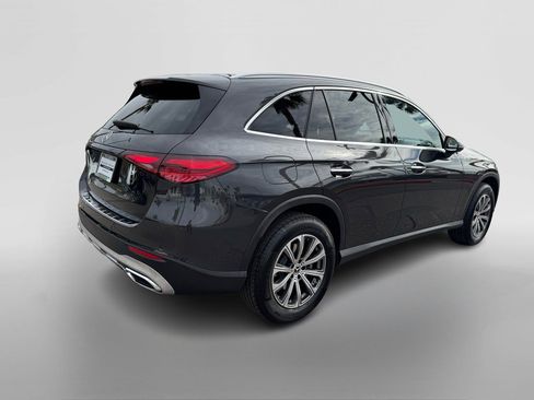 Certified 2025 Mercedes-Benz GLC 300 image 5