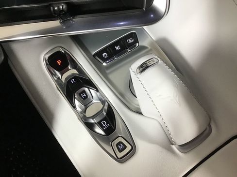 Used 2021 Chevrolet Corvette Stingray Preferred Cpe w/ Z51 Performance Package RWD image 33