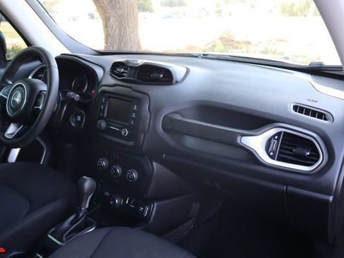 Used 2018 Jeep Renegade Sport w/ Power & Air Group AWD/4WD image 17
