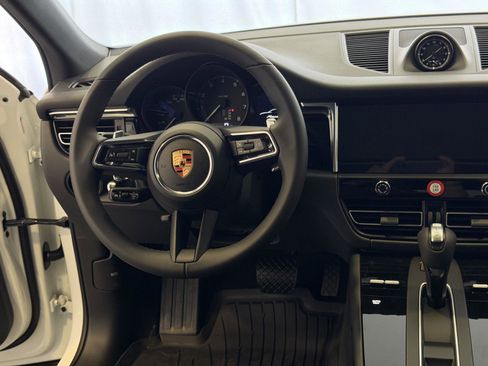 New 2026 Porsche Macan Turbo image 20