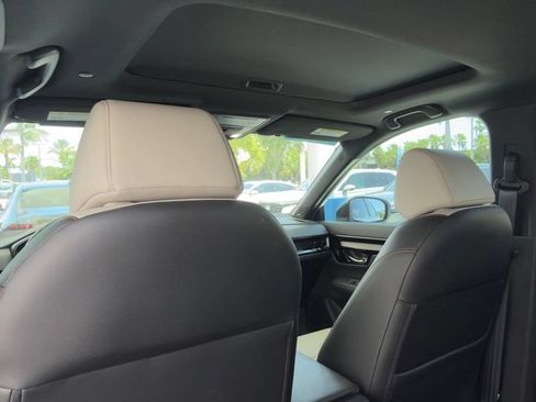 Used 2025 Honda CR-V Sport Touring image 8