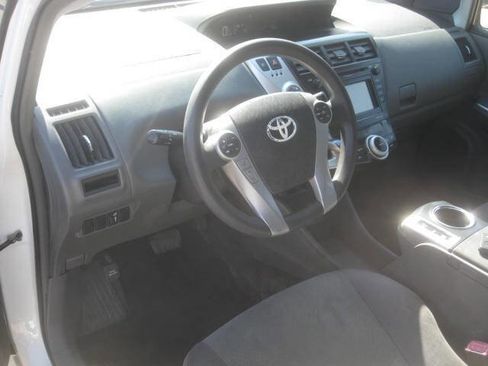 Used 2012 Toyota Prius V Three FWD image 18