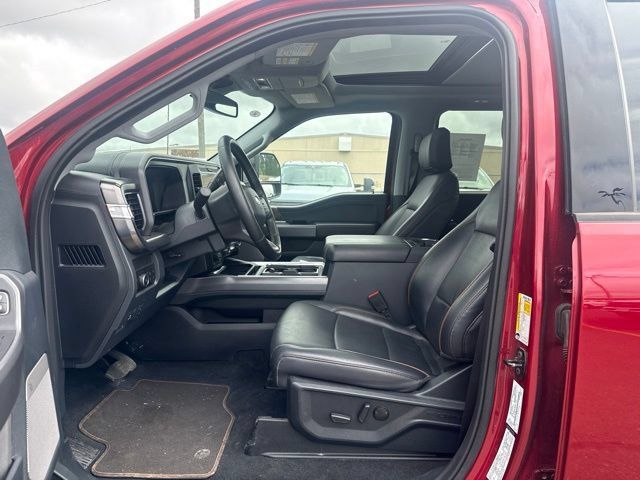 Used 2025 Ford F250 Lariat w/ Tremor Off-Road Package AWD/4WD image 4