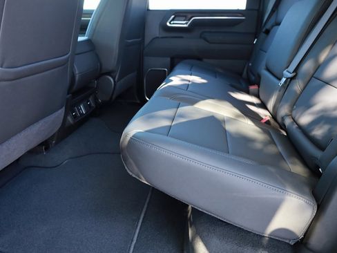 New 2026 GMC Sierra 3500 SLT image 18