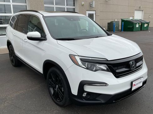 Used 2022 Honda Pilot Special Edition image 3