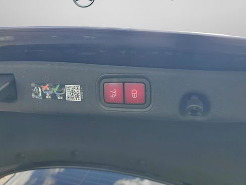 Certified 2023 Mercedes-Benz E 350 4MATIC Sedan image 9