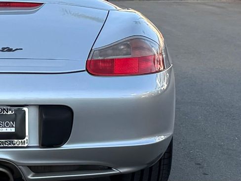 Used 2004 Porsche Boxster image 17